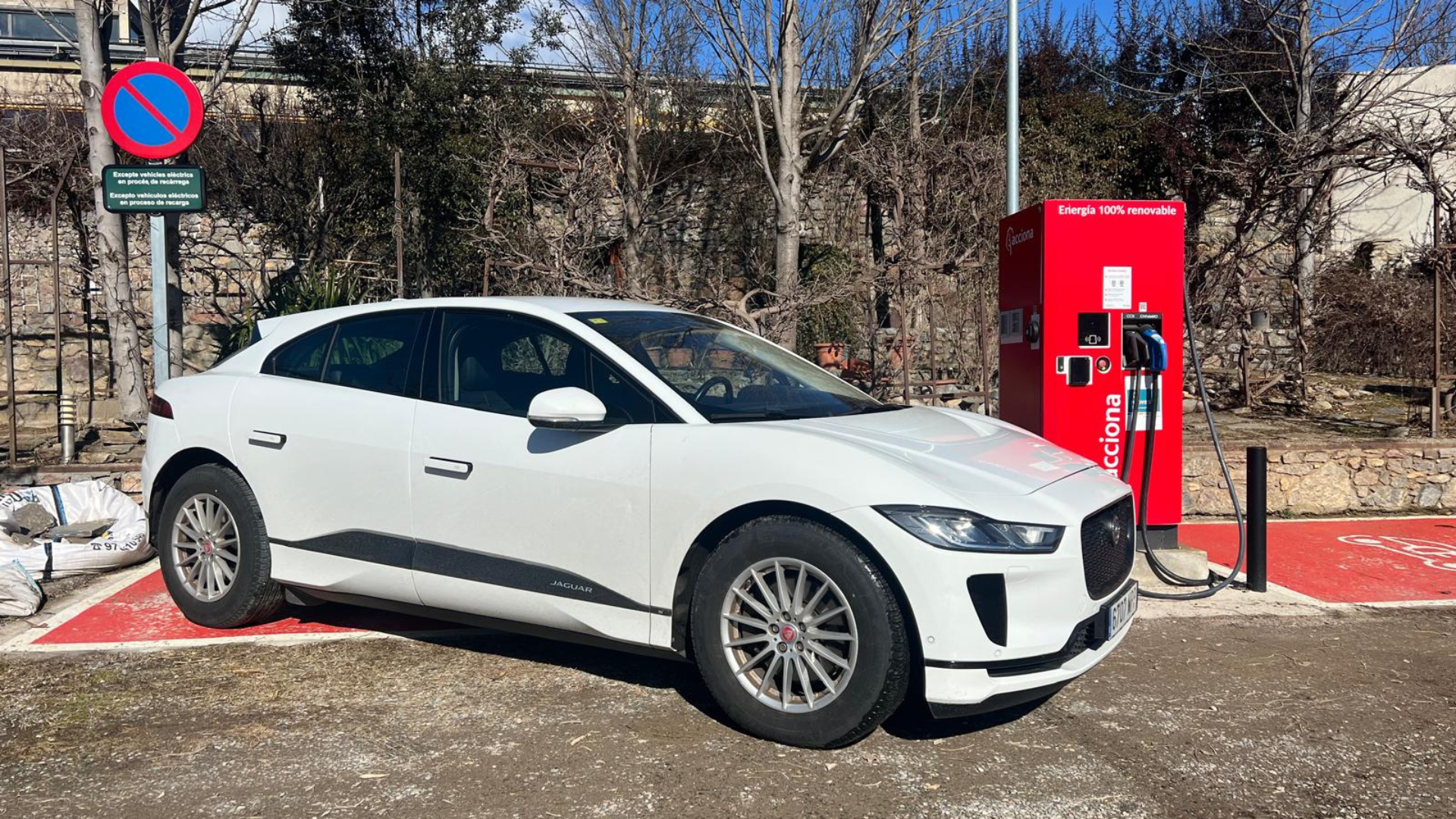 Jaguar I-Pace (2)