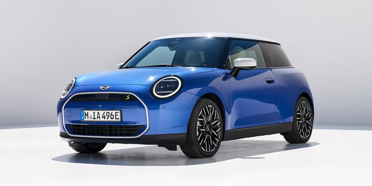 mini-cooper-se-2023-06