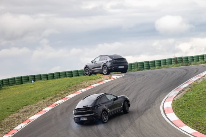 porsche-macan-circuito