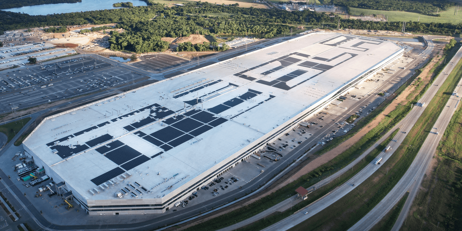 tesla-gigafactory-texas-giga-texas-2022-01-min